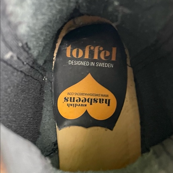 Swedish Hasbeens, Cilla Chelsea Pull-on high ankle black leather boot. Size 6. - Picture 8 of 8